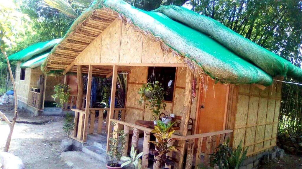 Traditional Filipino Transient House And Huts Near 100 Islands Wharf Alaminos Dış mekan fotoğraf